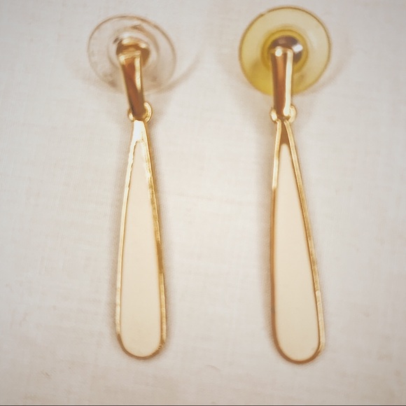 Cream Drop Earrings with Gold Tint Lining - Picture 4 of 5